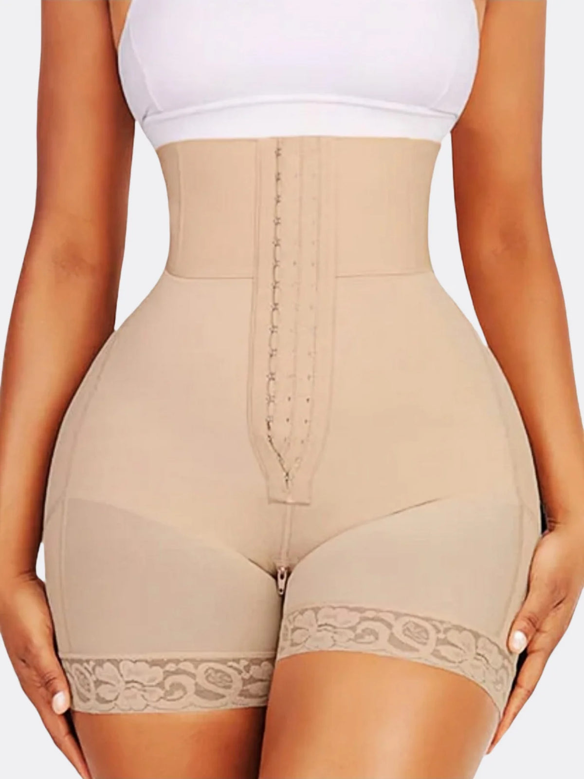Faja short moldeadora de cintura alta, efecto cintura marcada